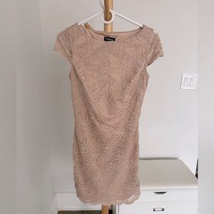 New mini lace dress / Brand Bebe / Color Nude / Small
